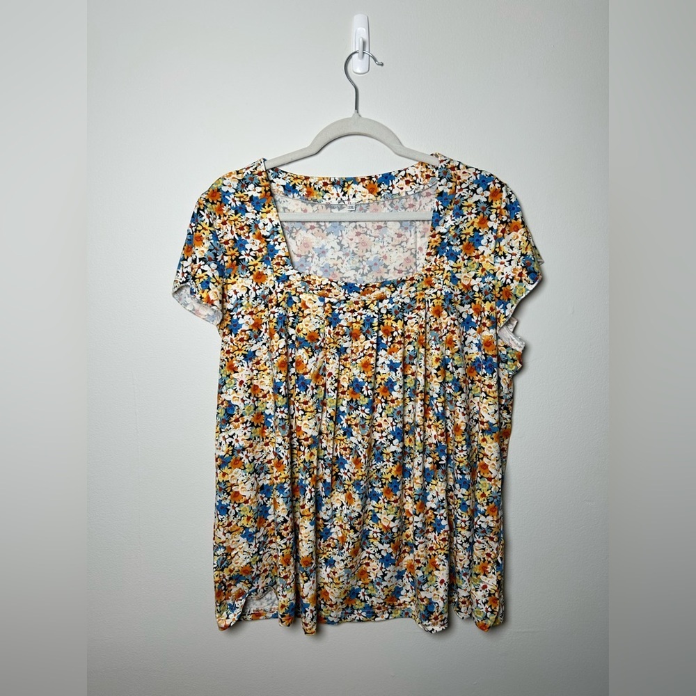Floral Flowy Top